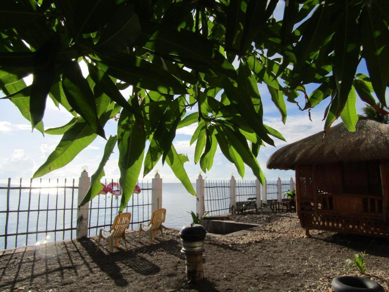 Bamboo Village On The Beach Catmon Exteriör bild
